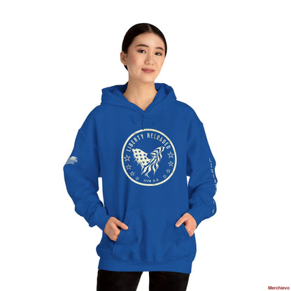 Liberty 2.0 // Heritage Eagle Crest - Heavy Blend Patriotic Streetwear Hoodie Royal / S Hoodie