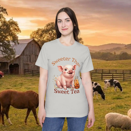 The "Sweet Tea & Southern Sass Pig" Tee