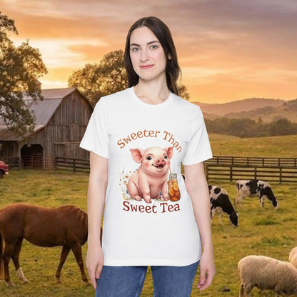 The "Sweet Tea & Southern Sass Pig" Tee