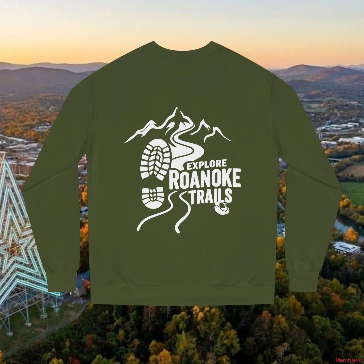 The ’Tails and Trails’ Scenic Sweatshirt Army / S Sweatshirt